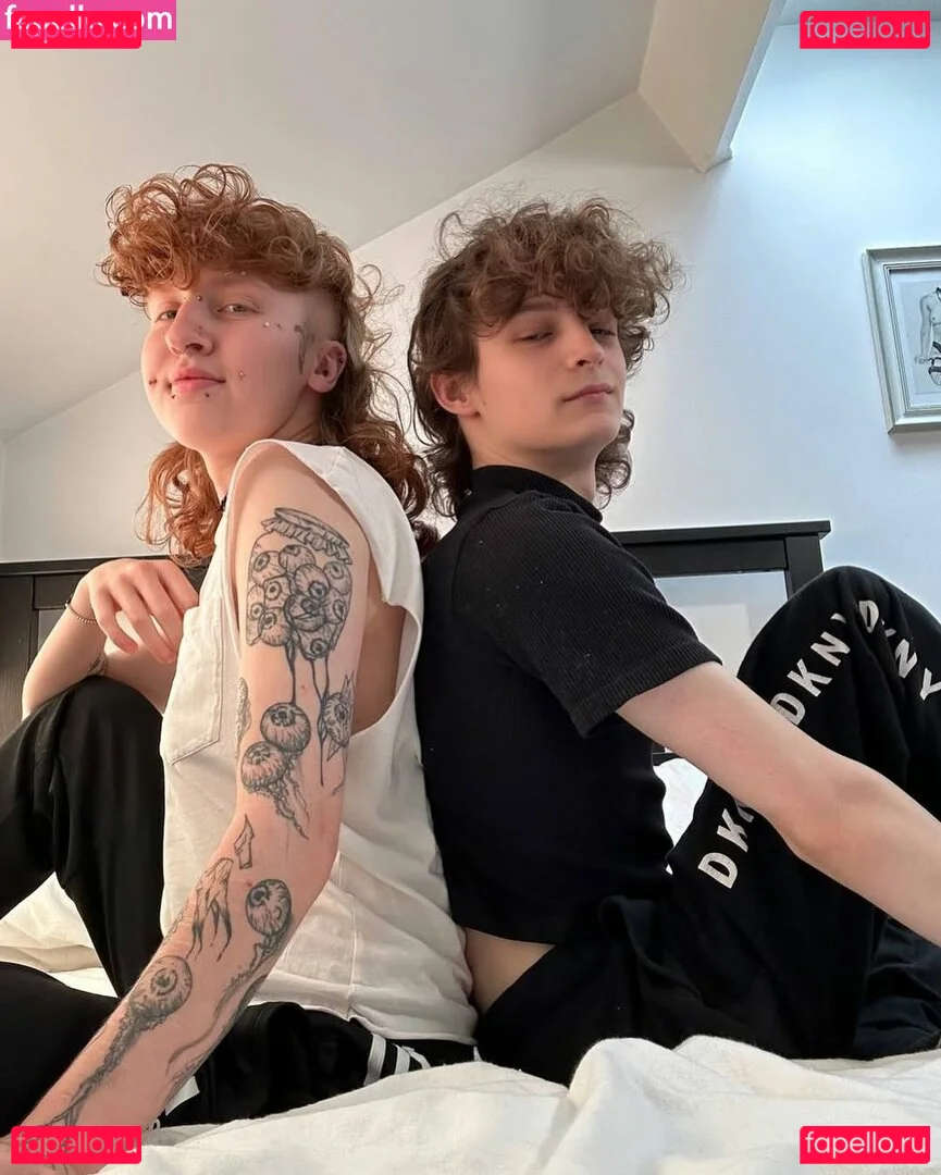 ftmtwinkty Onlyfans Photo Gallery 