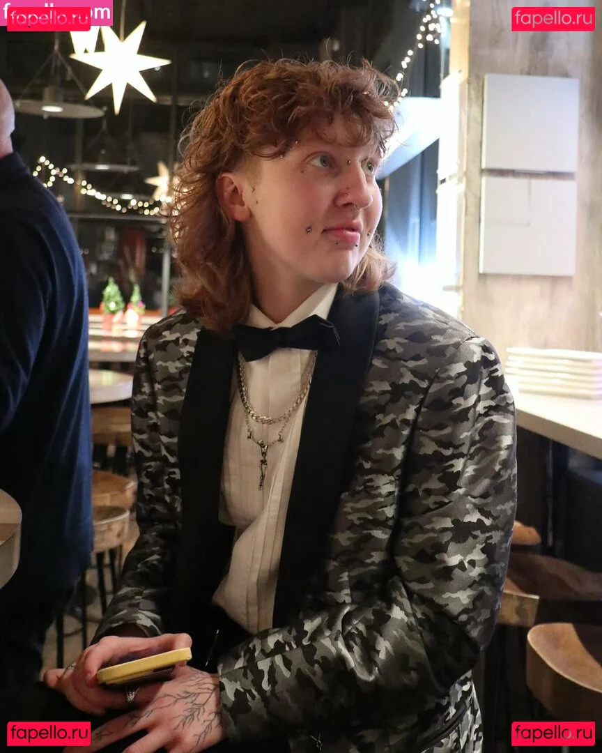 ftmtwinkty Onlyfans Photo Gallery 