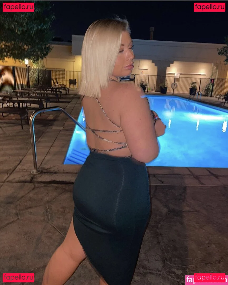 Sarastacks Onlyfans Photo Gallery 