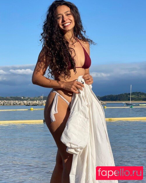 Talyta Flores Onlyfans Photo Gallery 