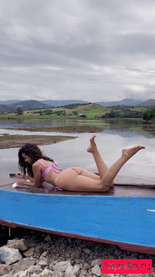 Talyta Flores Onlyfans Photo Gallery 