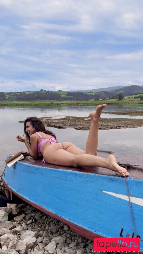 Talyta Flores Onlyfans Photo Gallery 