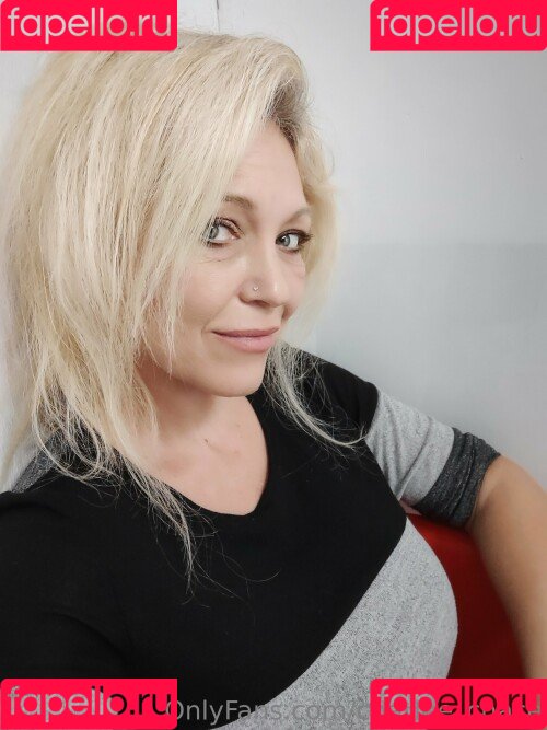 Charlee Chase Onlyfans Photo Gallery 