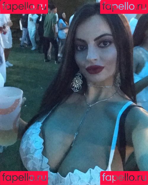 Viviane Costa Onlyfans Photo Gallery 