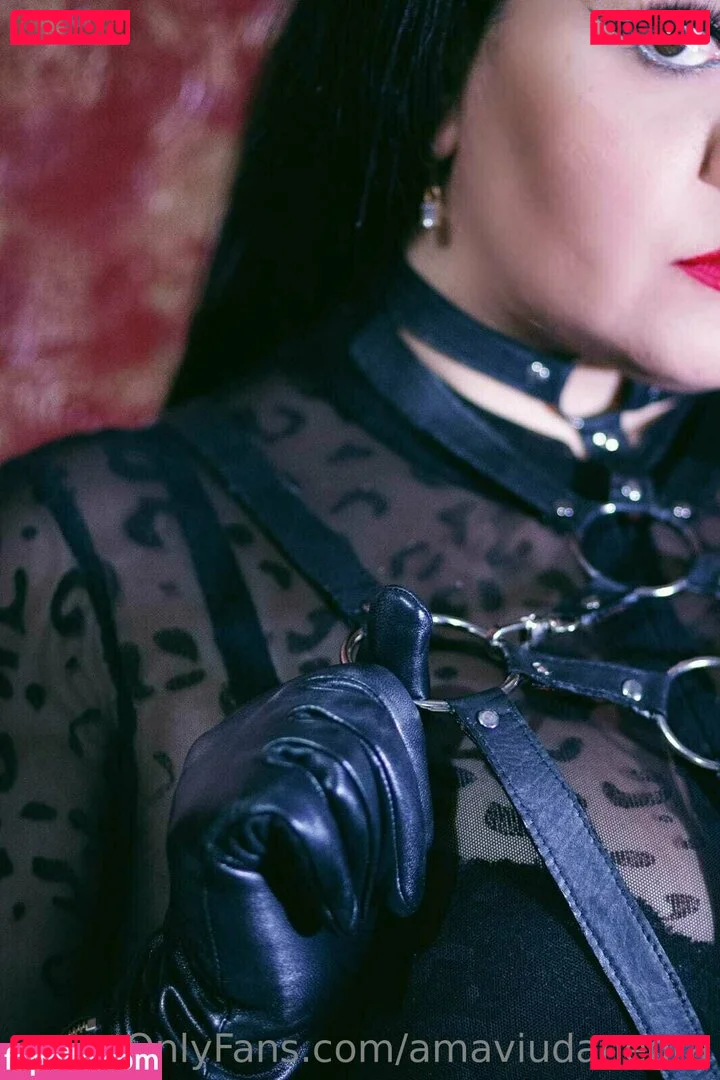 amaviudanegra Onlyfans Photo Gallery 