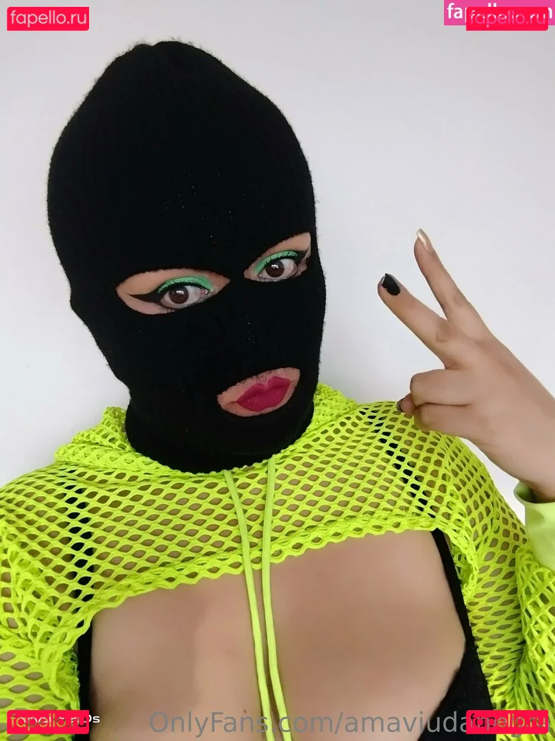 amaviudanegra Onlyfans Photo Gallery 