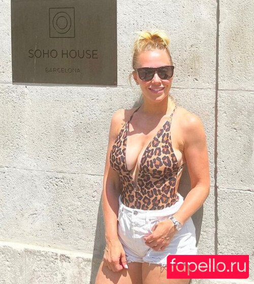 Laura Hamilton Onlyfans Photo Gallery 