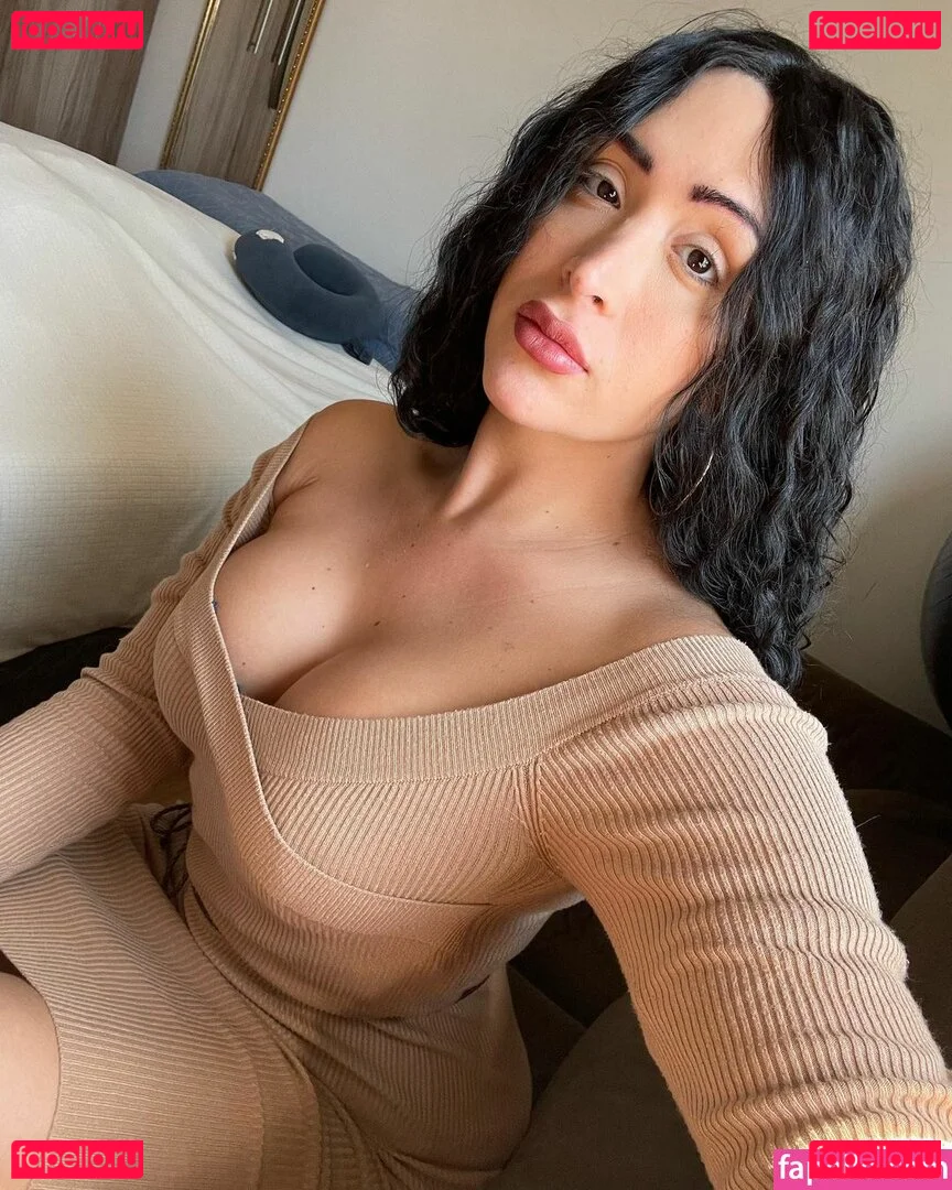 Briny De Laet Onlyfans Photo Gallery 