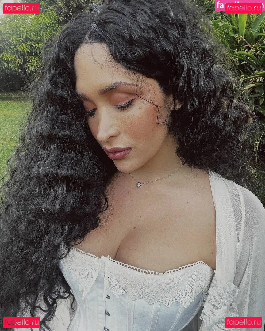 Briny De Laet Onlyfans Photo Gallery 