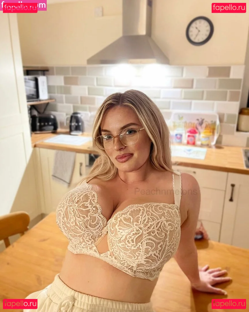peachnmelons Onlyfans Photo Gallery 