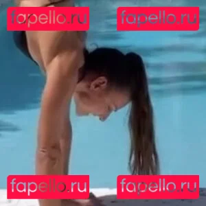 Tribevinyasa Onlyfans Photo Gallery 