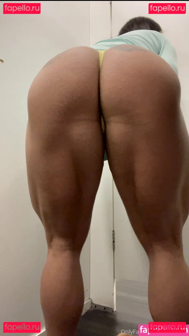 carlainhaia Onlyfans Photo Gallery 