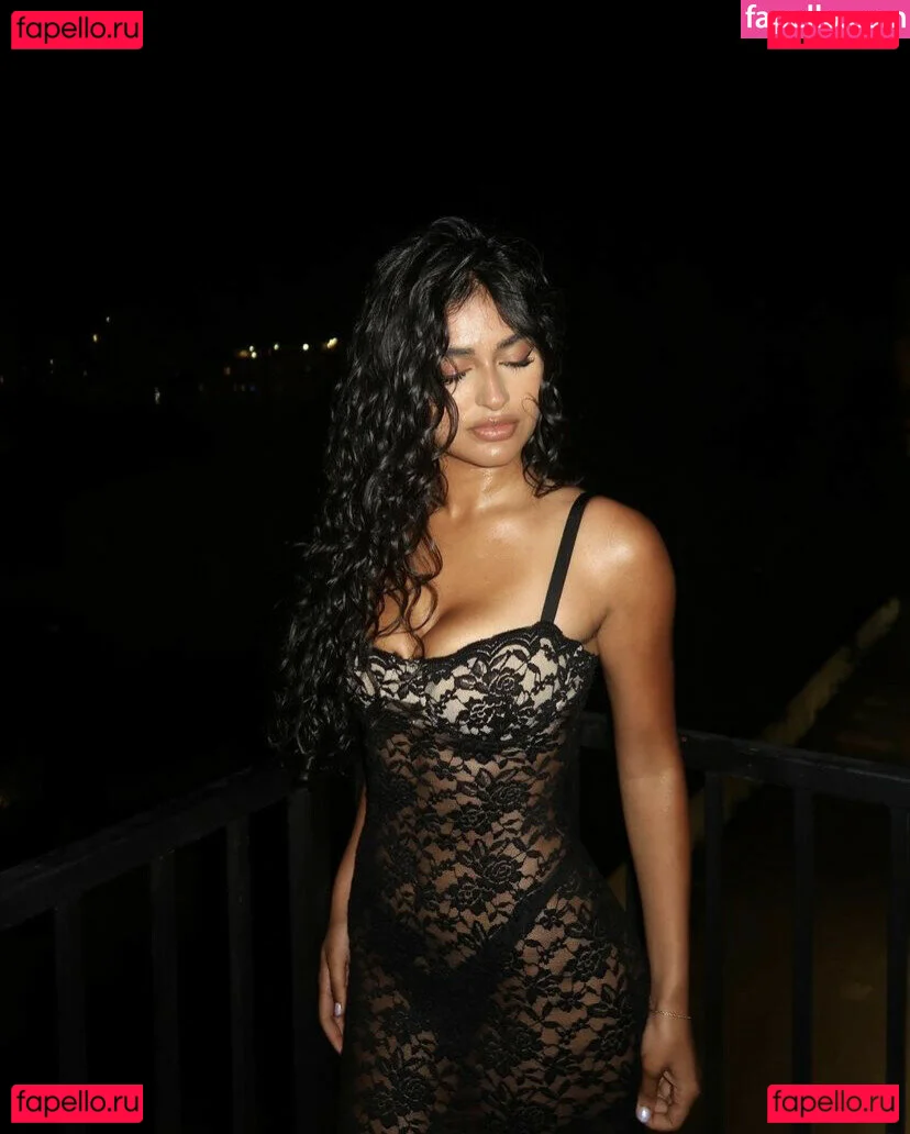 Shreya Verma Onlyfans Photo Gallery 