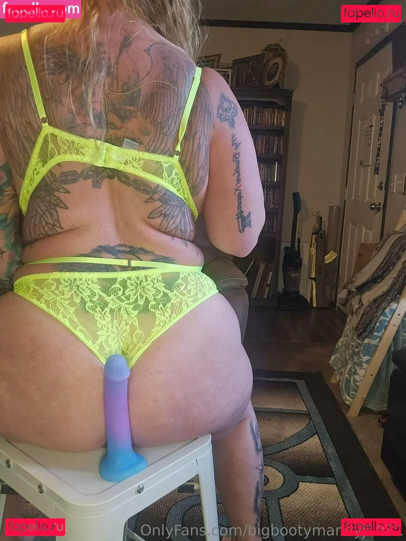 bigbootymandyj1981 Onlyfans Photo Gallery 