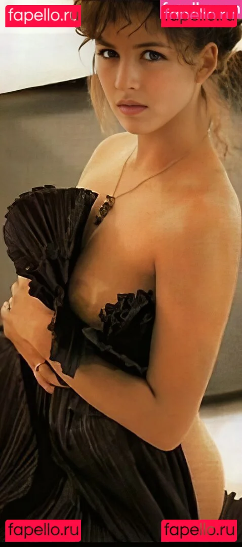 Sophie M Onlyfans Photo Gallery 