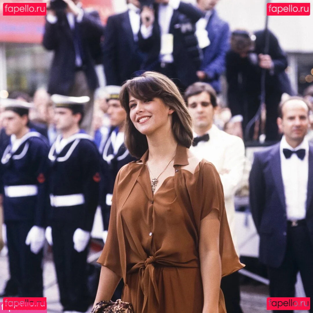 Sophie M Onlyfans Photo Gallery 