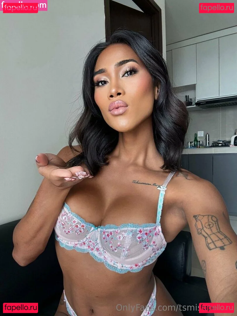 tsmissmaraa Onlyfans Photo Gallery 