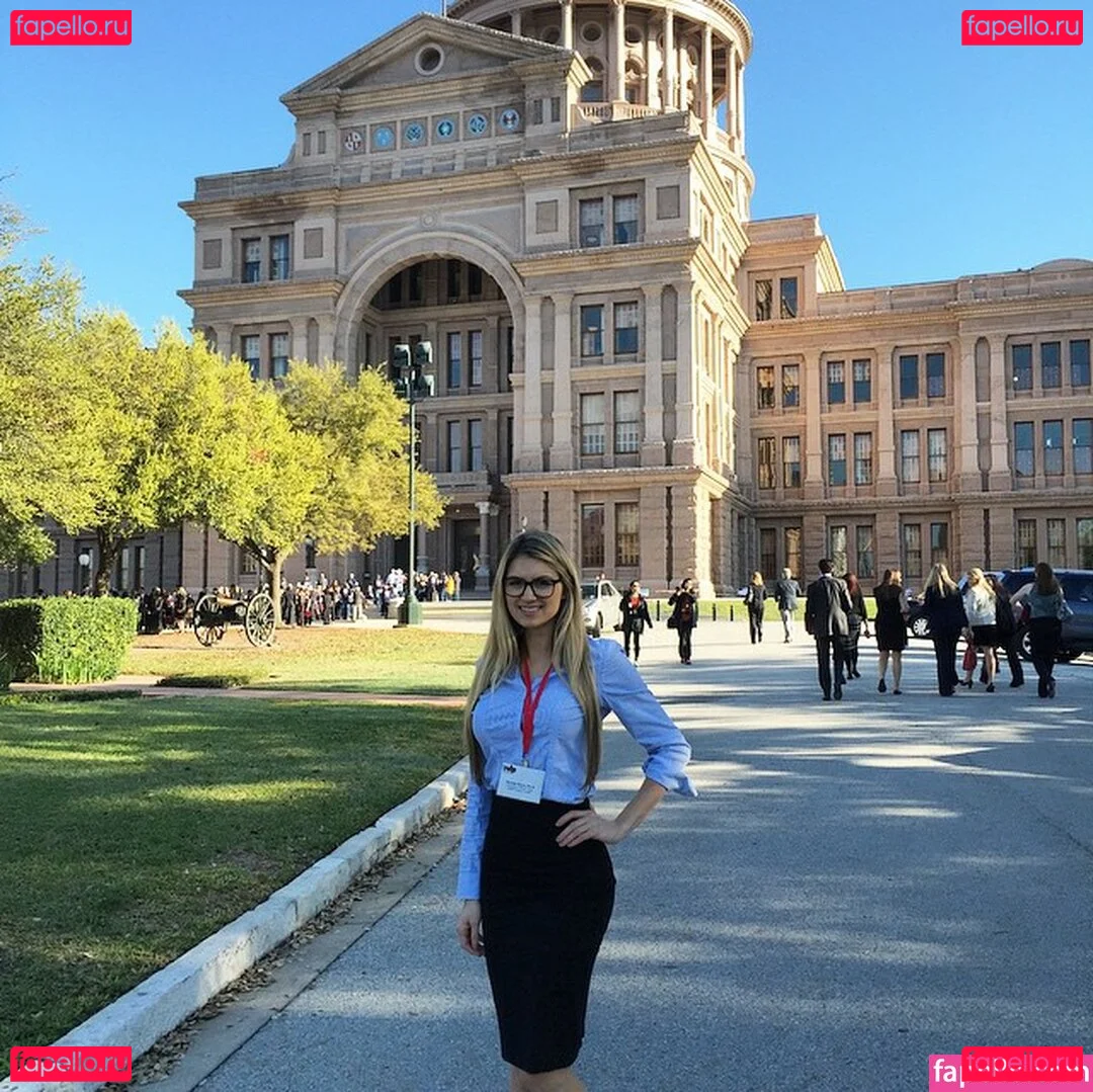 Krystal Gable Onlyfans Photo Gallery 