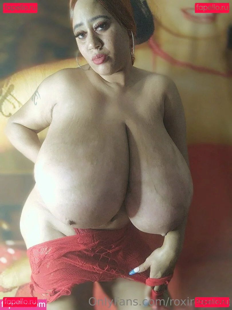 roxiredhott Onlyfans Photo Gallery 