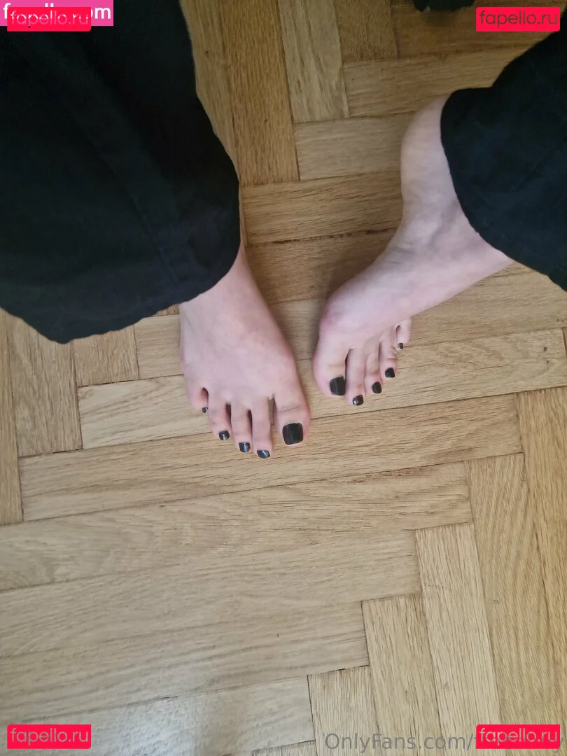 freenirvy Onlyfans Photo Gallery 