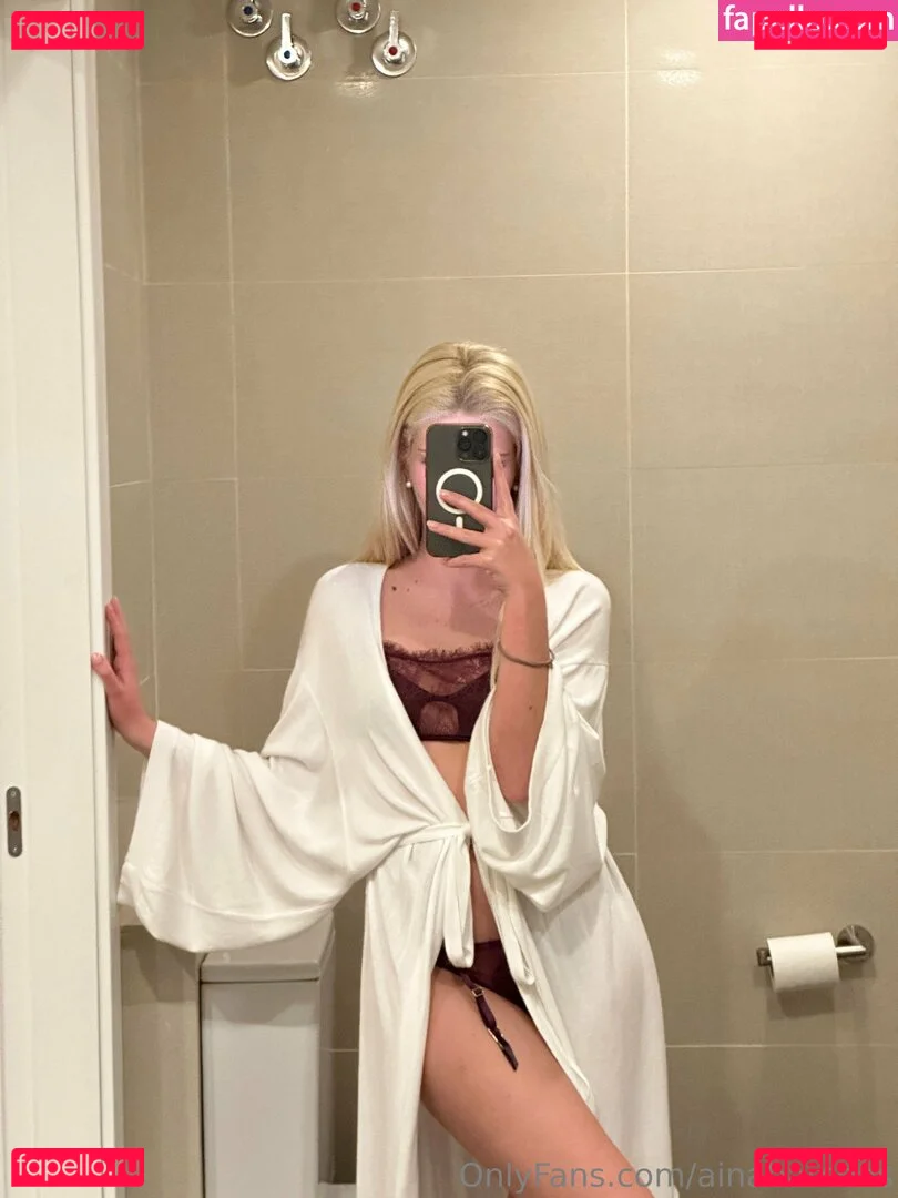 ainabarcons Onlyfans Photo Gallery 