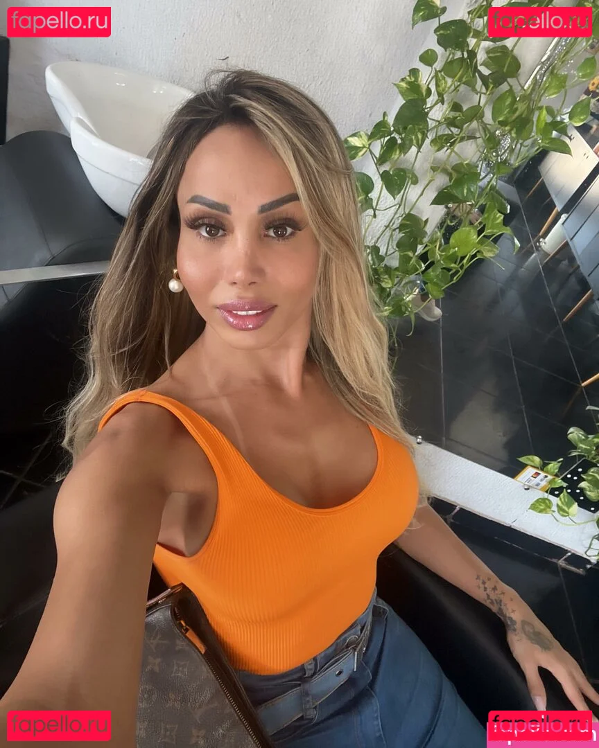 Agatha Ferraz Onlyfans Photo Gallery 