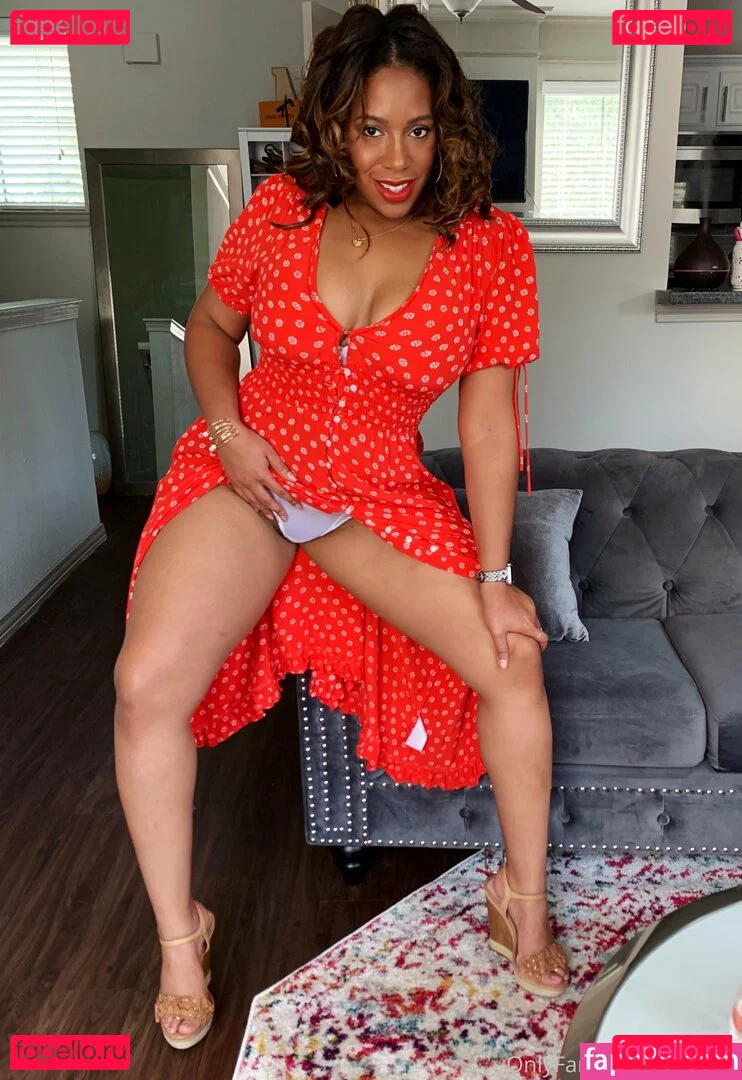 realtexascurves Onlyfans Photo Gallery 