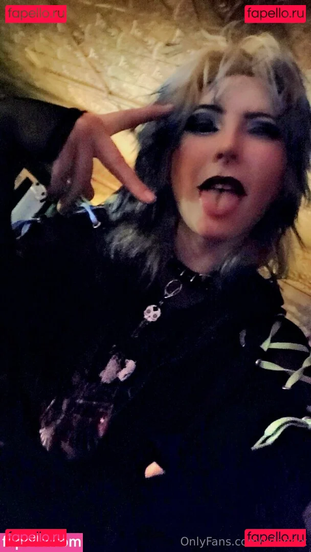 xdannix Onlyfans Photo Gallery 