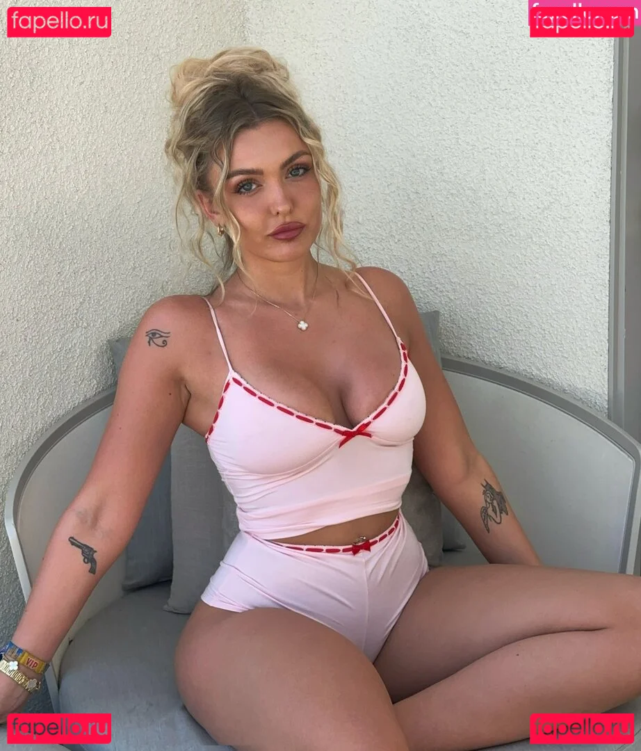 MillieT25 Onlyfans Photo Gallery 