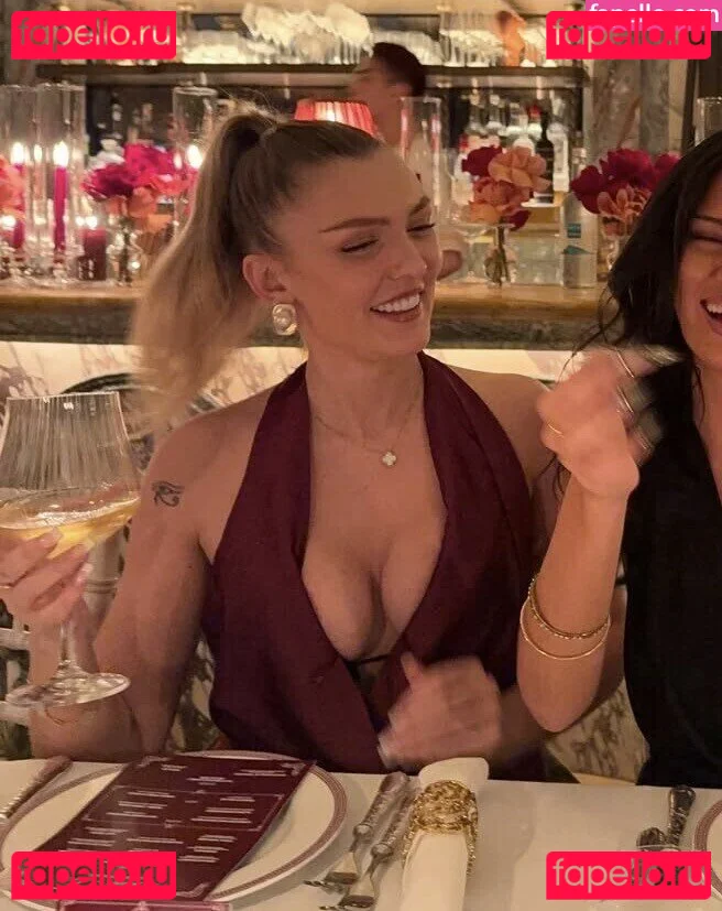 MillieT25 Onlyfans Photo Gallery 