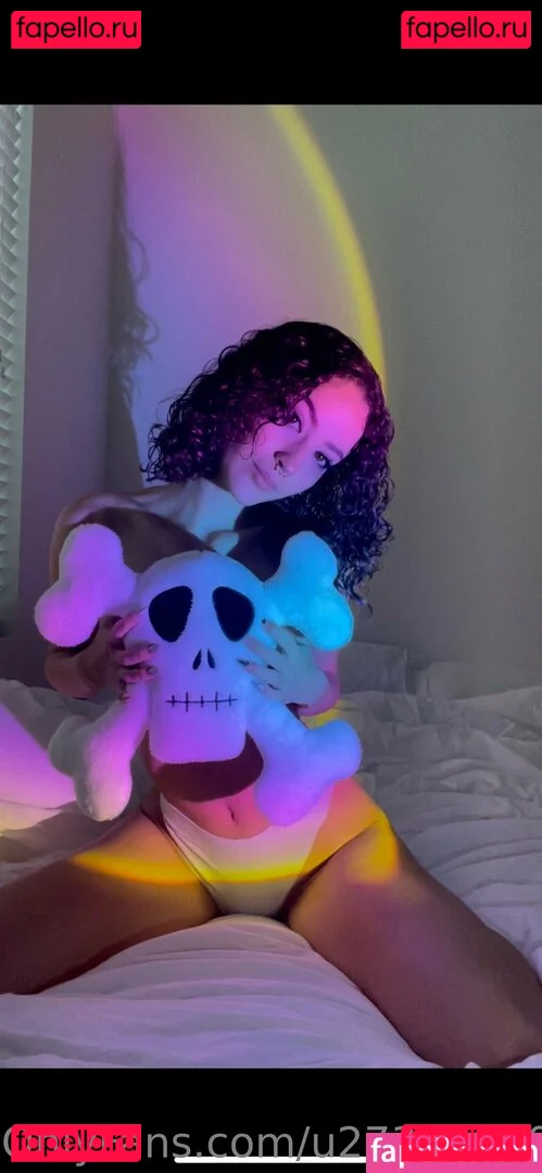 sopheekruz Onlyfans Photo Gallery 