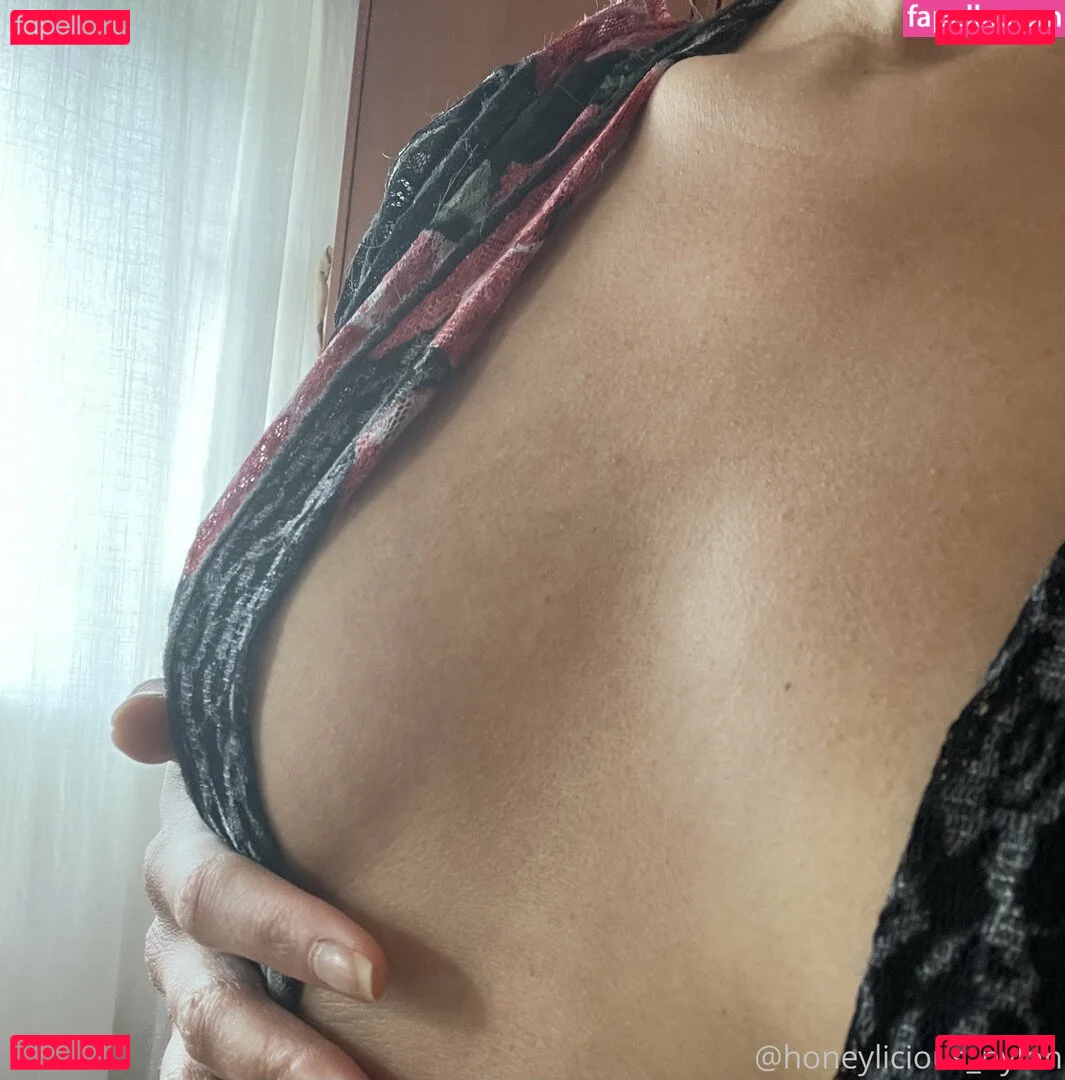 honeylicious_nylon Onlyfans Photo Gallery 