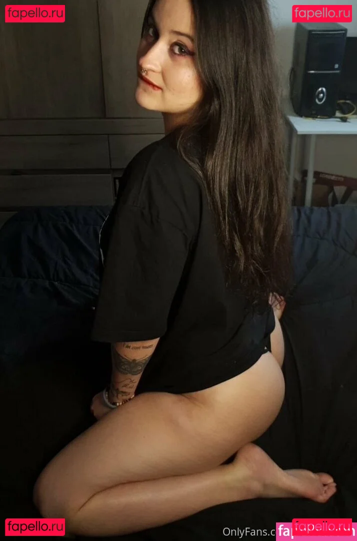 malovescott Onlyfans Photo Gallery 