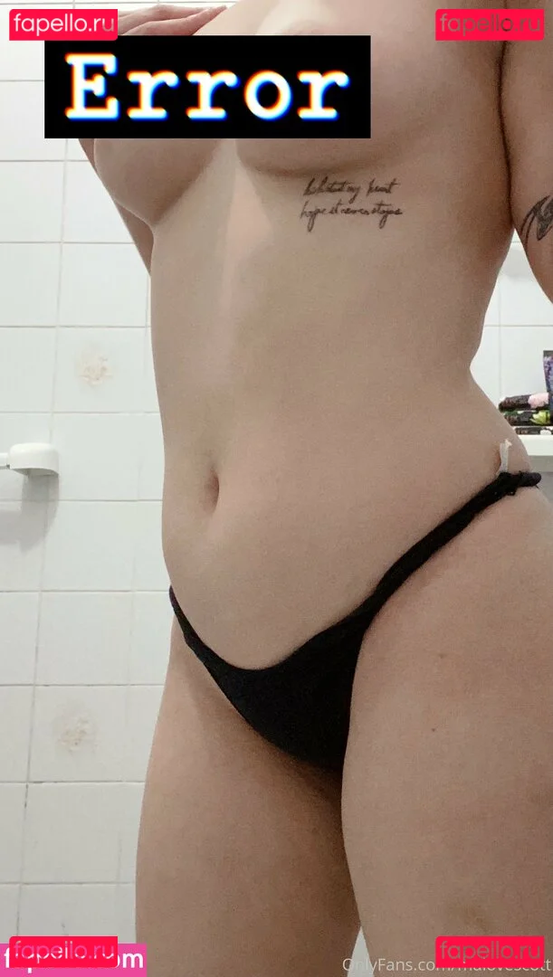 malovescott Onlyfans Photo Gallery 