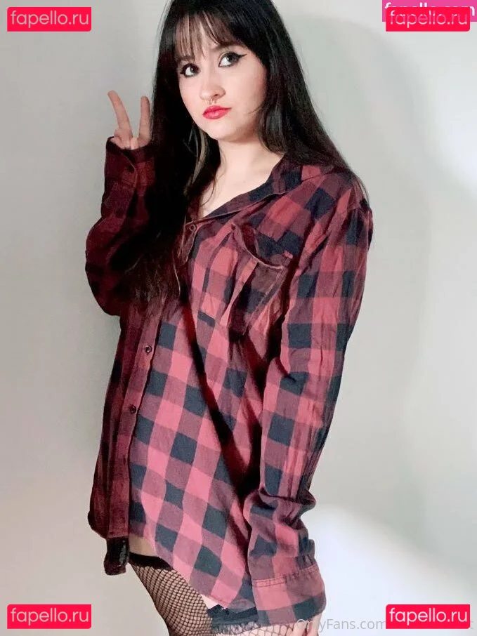 malovescott Onlyfans Photo Gallery 