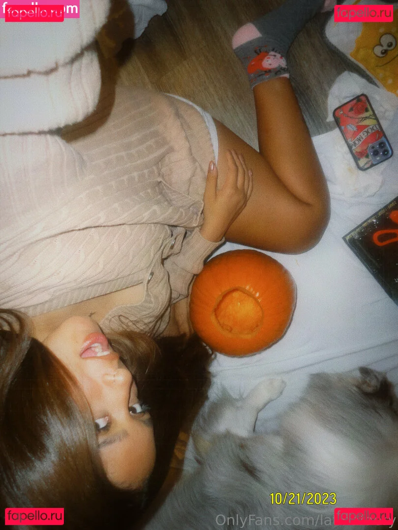 Cashslvt Onlyfans Photo Gallery 