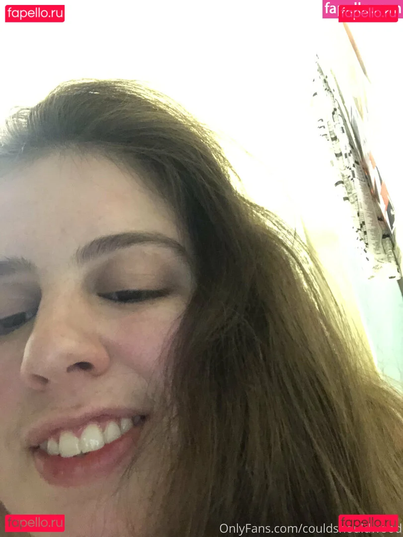 couldshouldwood Onlyfans Photo Gallery 