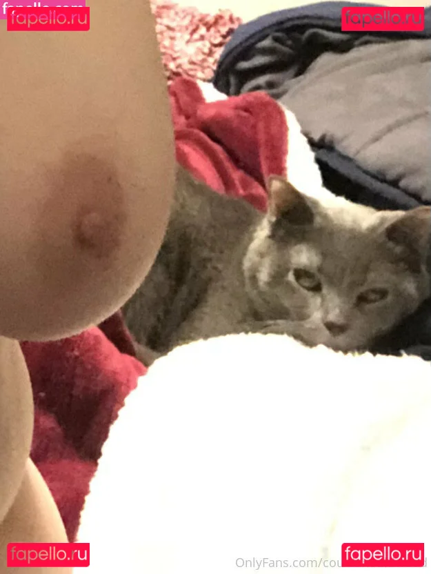 couldshouldwood Onlyfans Photo Gallery 