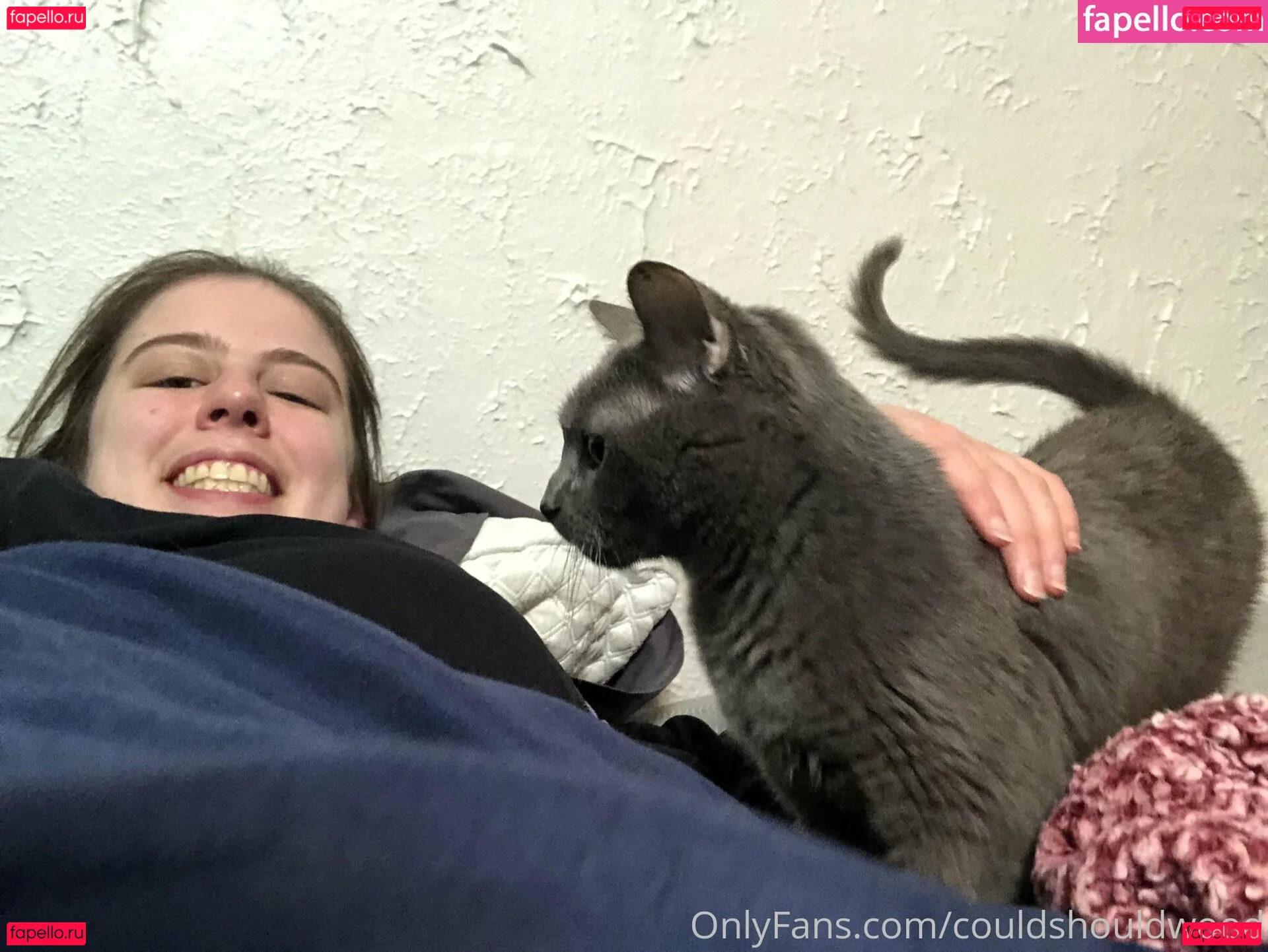 couldshouldwood Onlyfans Photo Gallery 