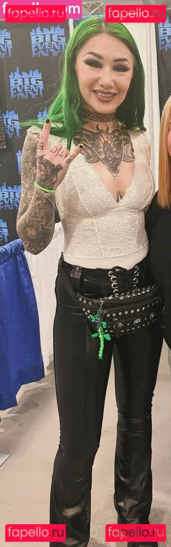 c.blkheart Onlyfans Photo Gallery 