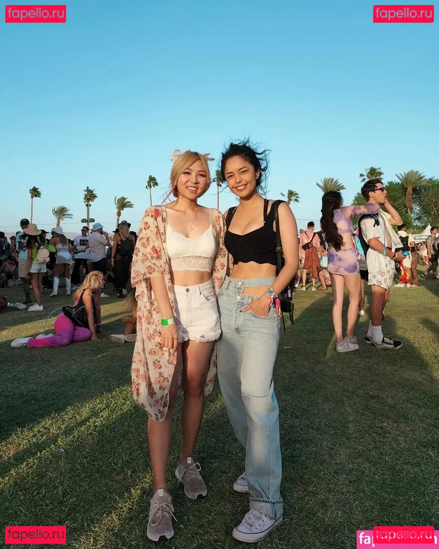 Yvonneflinetv Onlyfans Photo Gallery 