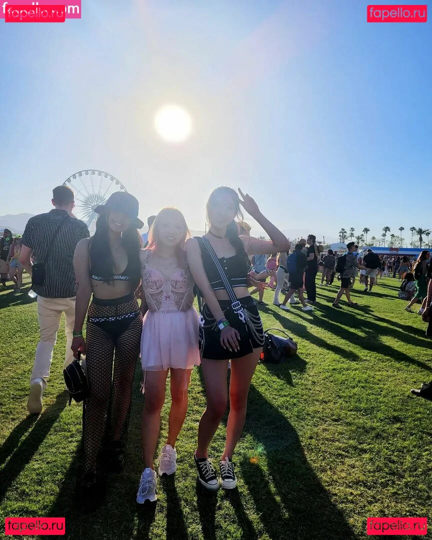 Yvonneflinetv Onlyfans Photo Gallery 