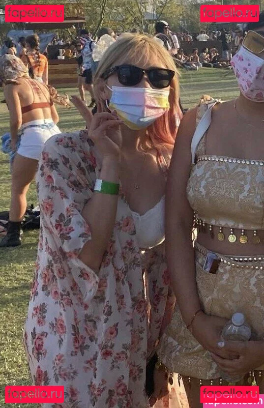 Yvonneflinetv Onlyfans Photo Gallery 