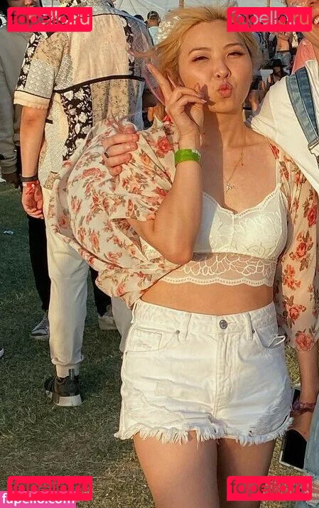 Yvonneflinetv Onlyfans Photo Gallery 