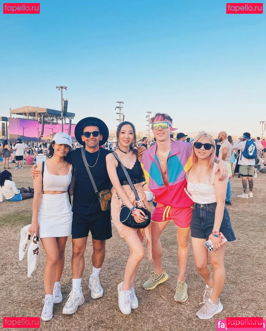 Yvonneflinetv Onlyfans Photo Gallery 