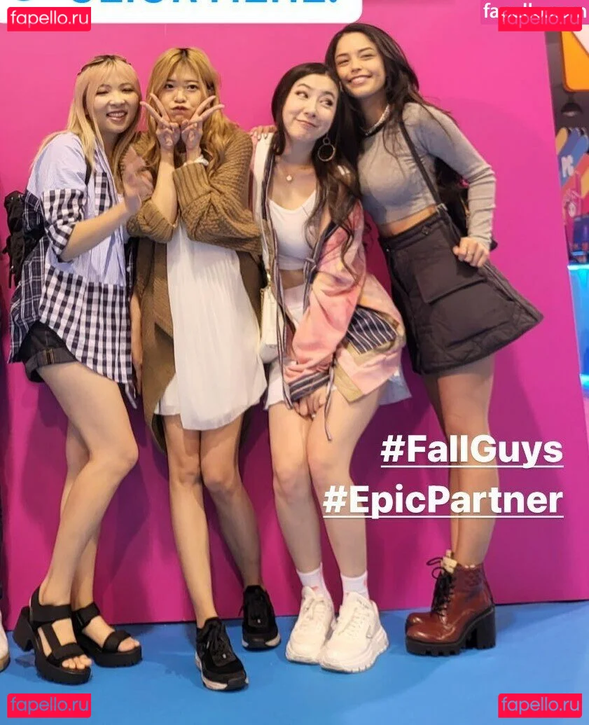 Yvonneflinetv Onlyfans Photo Gallery 