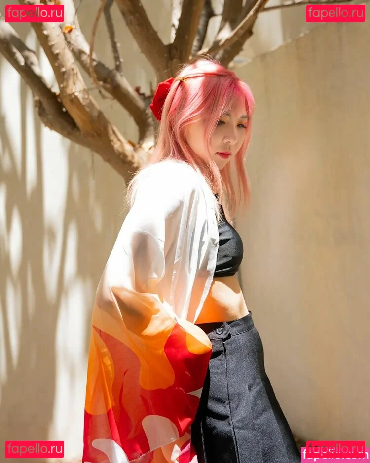 Yvonneflinetv Onlyfans Photo Gallery 