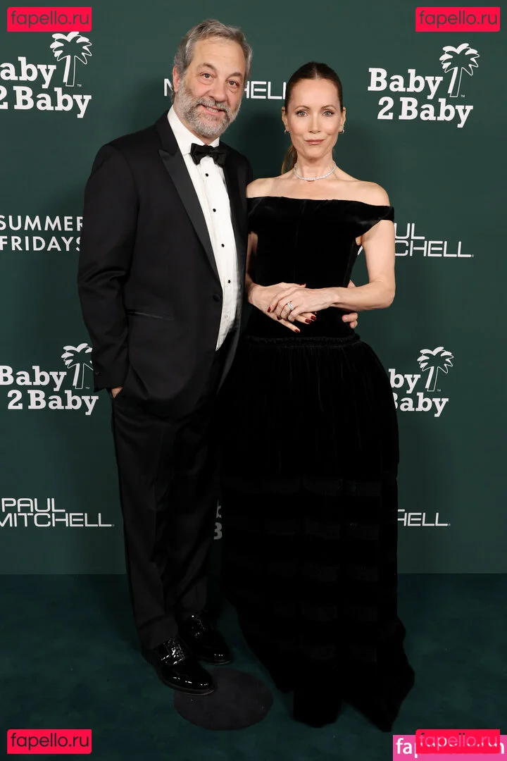 Leslie Mann Onlyfans Photo Gallery 