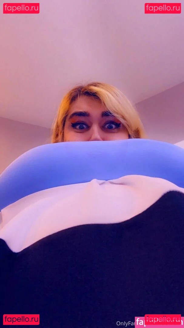 berrychicka Onlyfans Photo Gallery 