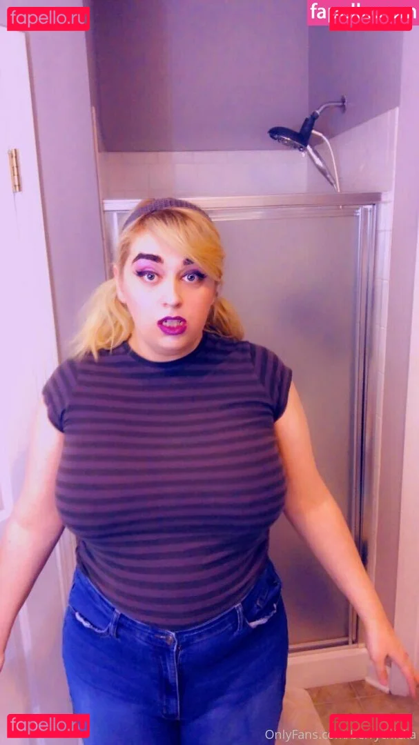 berrychicka Onlyfans Photo Gallery 